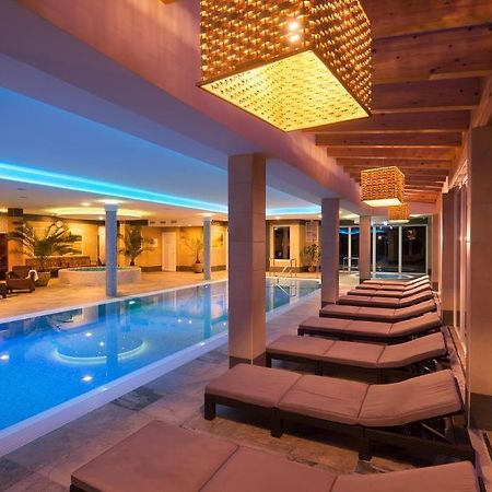 Hotel Honti Wellness Es Konferencia Szalloda فيشيغراد المظهر الخارجي الصورة