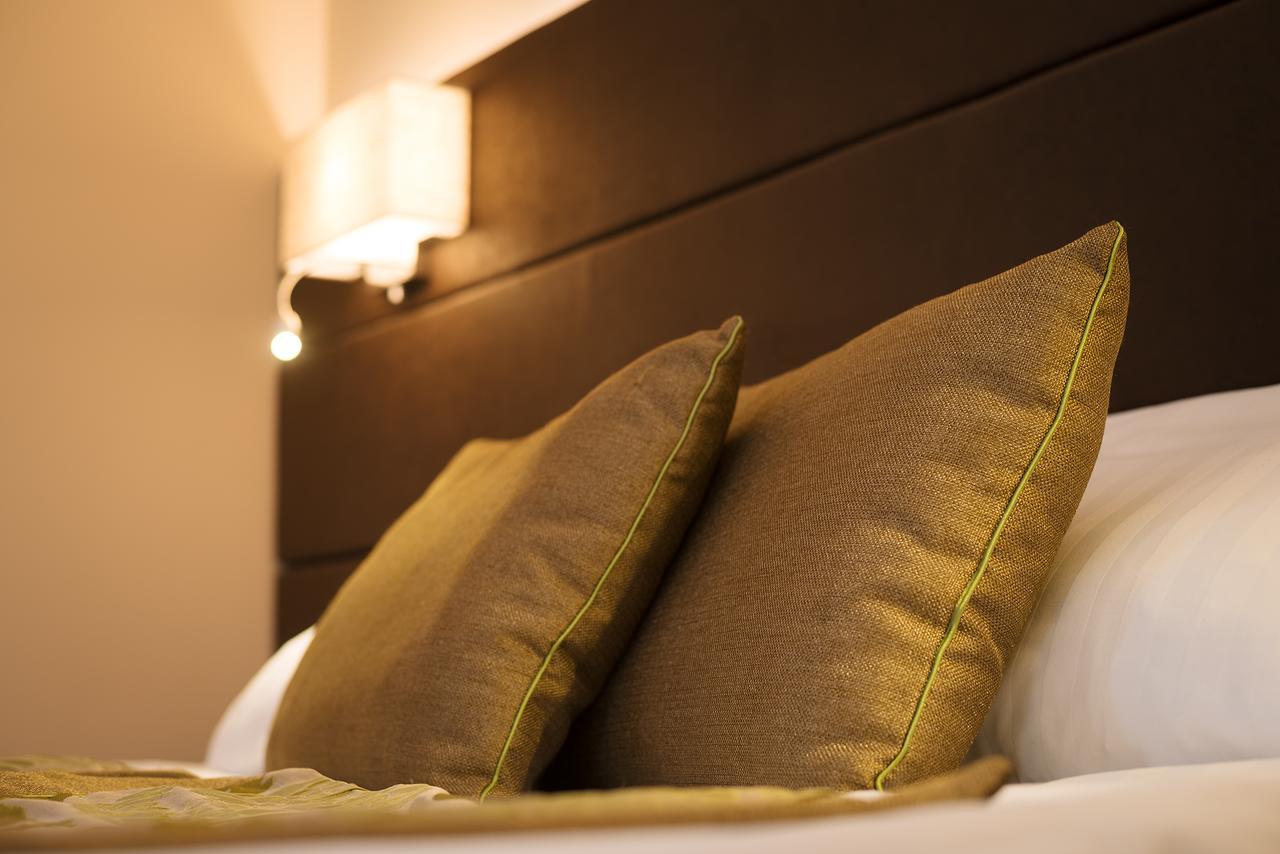 Hotel Honti Wellness Es Konferencia Szalloda فيشيغراد المظهر الخارجي الصورة