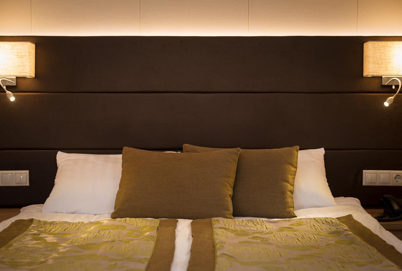 Hotel Honti Wellness Es Konferencia Szalloda فيشيغراد المظهر الخارجي الصورة